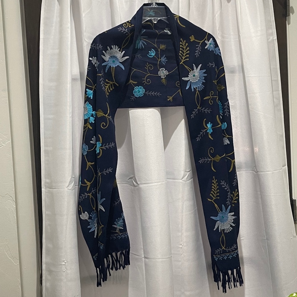 Beautiful! Bright Colorful Embroidered Wrap w/Blue background